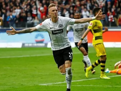 Aubameyang tịt ngòi, Dortmund hút chết trước Frankfurt