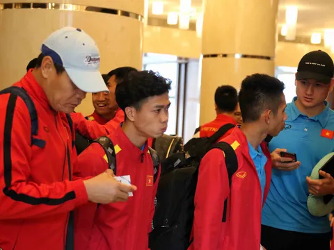 Chuyển đại bản doanh, ĐT Việt Nam hào hứng "đại chiến" với Jordan