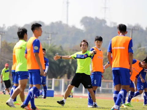 "Đội nắng" luyện công trên đất Thái, thầy trò Park Hang-seo quyết giành 3 điểm trước Uzbekistan