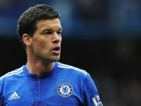 Ballack - Số 13 "nhọ" nhất của làng túc cầu