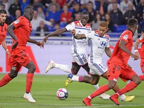 Balotelli trở lại, Nice giành 3 điểm đầu tay