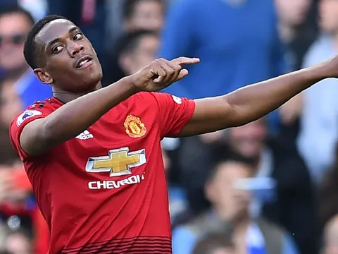 Cải thiện mối quan hệ với Mourinho, Martial báo tin vui cho United
