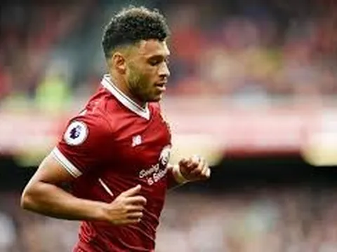 Bàn thắng ra mắt của Chamberlain trong màu áo Liverpool
