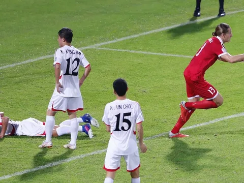 Bảng E khép lại, Việt Nam CHÍNH THỨC đi tiếp nhờ 1 chiếc thẻ vàng