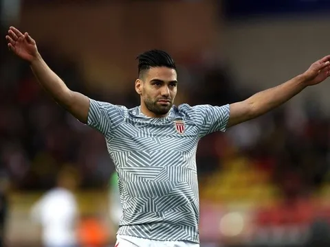 Bảng G Champions League lượt trận thứ 3: Lối đi nào cho nhà vua?