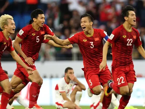 Vì HLV Park Hang-seo, chủ tịch LĐBĐ Thái Lan bị chỉ trích gay gắt