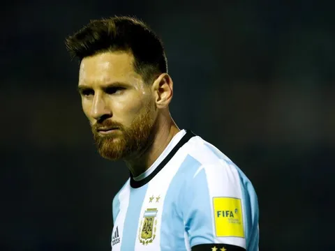 Barca lo ngại Messi không ký hợp đồng mới