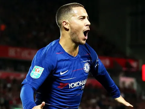 Barkley chỉ ra điểm Messi và Ronaldo thua kém Hazard
