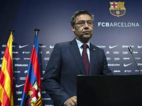 Bartomeu XÁC NHẬN Barcelona cân nhắc rời La Liga
