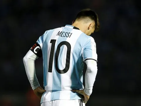 Bất lực chia điểm với Venezuela, Argentina lỡ cơ hội vào Top 4