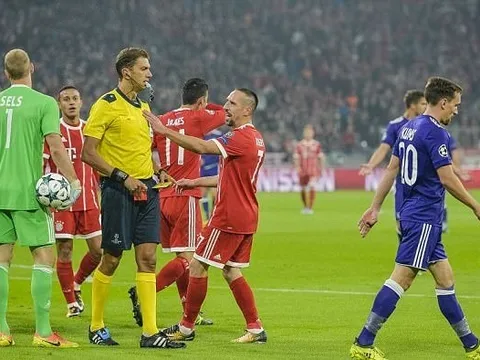 5 điểm nhấn Bayern 3-0 Anderlecht: Trọng tài phá hỏng trận đấu?