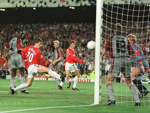 Cũng như Sir Alex, Solskjaer đang có 'bộ tứ nguyên tử'