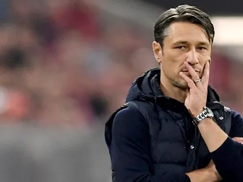Bayern tiếp tục "rơi thẳng đứng," chiếc ghế của Kovak lung lay