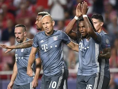 Bayern Munich ra quân thắng lợi, HLV Kovac khen ngợi đặc biệt cái tên này