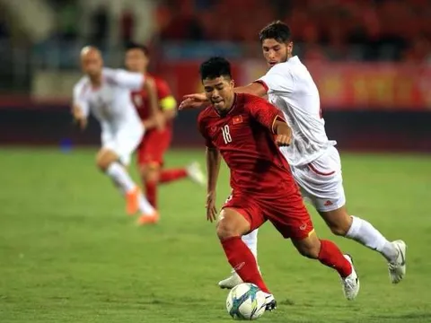 Hà Đức Chinh - tiền đạo khiến NHM Việt Nam chia làm 2 phe