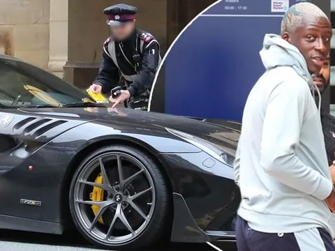 Chấn thương chưa đủ, vận xui tiếp tục ập lên đầu sao Man City