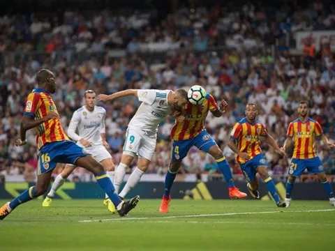 Benzema sút 20 lần nhưng chỉ ghi… 2 bàn