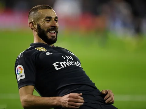 Benzema thăng hoa, Real Madrid bay cao dưới thời HLV Solari