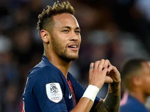 Bí ẩn về bài tẩy của Neymar trong đại chiến với Liverpool