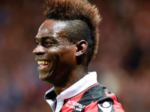 Bị Balotelli "dụ dỗ", sao Barca chuyển đến Serie A thi đấu