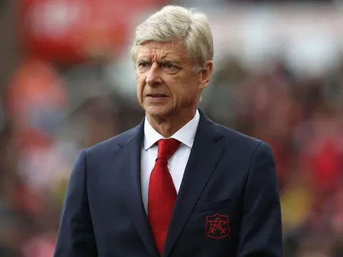 Bị chê 'chiến thuật' kém, Wenger nói gì?