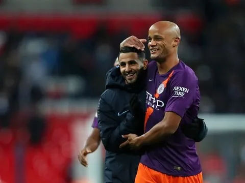 Bị Chelsea làm khó, Barcelona hướng sang lão tướng của Man City