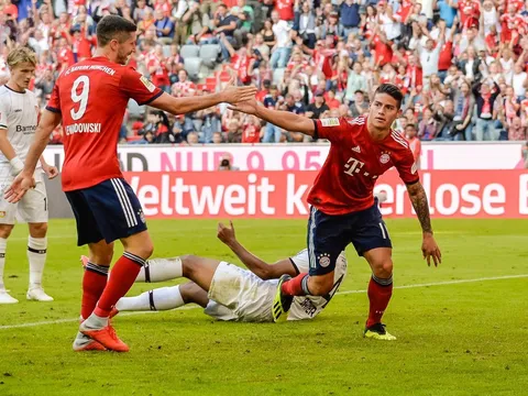 Bị chọc giận, Bayern Munich hạ sát đối thủ không thương tiếc