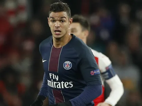 Bị đối xử tệ bạc, Ben Arfa đòi đưa PSG ra toà