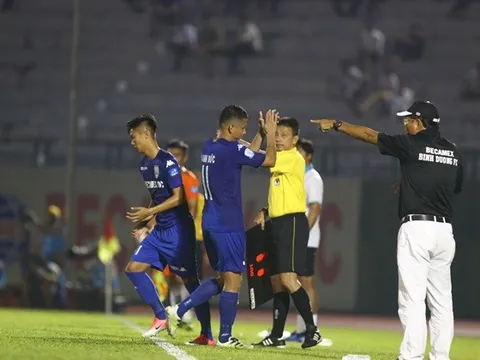 Bình Dương có cứu vãn được một mùa giải thất bát?