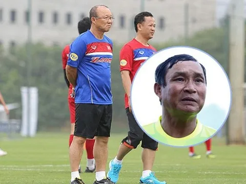 “Bố” Chung khuyên người hâm mộ cho Park Hang-seo thêm thời gian