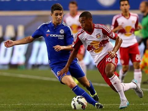 Bố già Monchi 'khai quật' sao trẻ từng sút tung lưới Chelsea