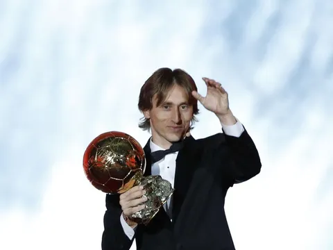 Bỏ qua Mourinho, Ancelotti, Zidane, Modric tri ân người thầy giúp mình đoạt QBV