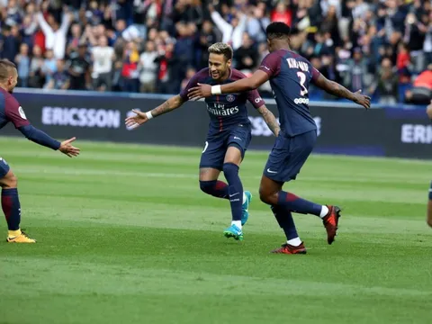 Bộ tứ D-C-M-N tỏa sáng, PSG đè bẹp Bordeaux