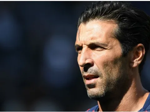 Buffon quyết không giải nghệ trong 10 năm nữa