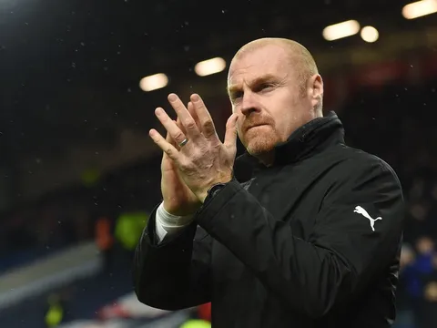 Burnley khiến Man Utd chia điểm, chuyện có gì lạ?