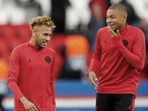 Neymar - Mbappe kết băng đảng, tẩy chay Cavani