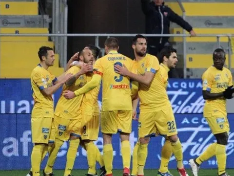 Cơn bão Serie A có vùi lấp được "gã tí hon bất khuất" này?