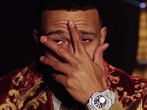 Cán mốc 5 triệu người theo dõi, Depay tung bản rap cực chất