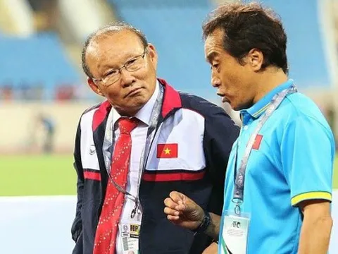 Cánh tay phải của thầy Park: Tôi gác tương lai ở K-League để đến Việt Nam