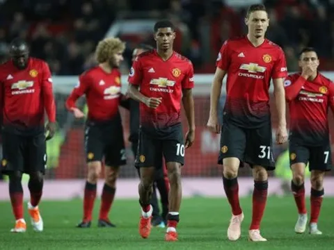 Cantona chỉ ra đội bóng đáng xem nhất Ngoại Hạng Anh và đó không phải Man Utd