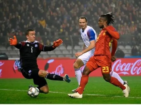 "Lukaku 2.0" tỏa sáng, Bỉ đè bẹp Iceland trên sân nhà