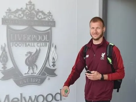 CHÍNH THỨC: Hậu vệ Liverpool đến Serie A với giá rẻ mạt