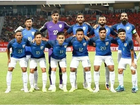 'Cậu ta đã khiến Paul Pogba phải câm lặng'