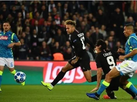 Neymar chơi trò "mất tích" trước Napoli