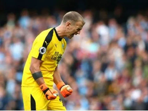 Joe Hart gào khóc trong ngày quay lại "mái nhà xưa"