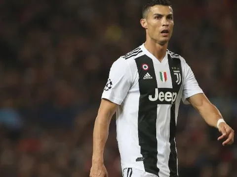 Rashford chỉ ra cái hơn của Ronaldo so với Rooney