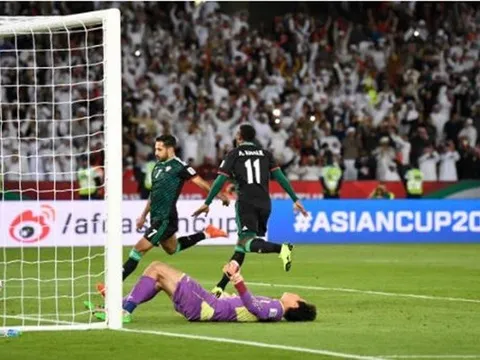 Chủ nhà UAE lọt vào Tứ kết Asian Cup sau 120 phút siêu kịch tính