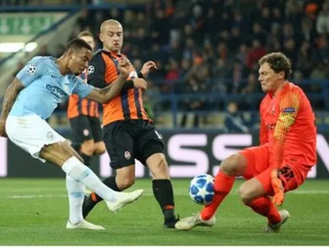 4 điểm nhấn Shakhtar Donetsk 0-3 Man City: Jesus xứng đáng dự bị, B.Silva xuất sắc hơn De Bruyne?