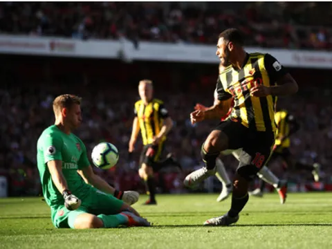 5 điểm nhấn Arsenal 2-0 Watford: Siêu dự bị đánh bật Petr Cech