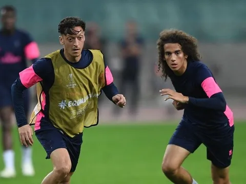 'Cậu ấy sẽ không muốn mình giống như Ozil'